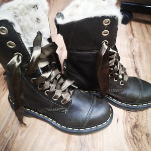Dr. Martens Aimilitia Boot